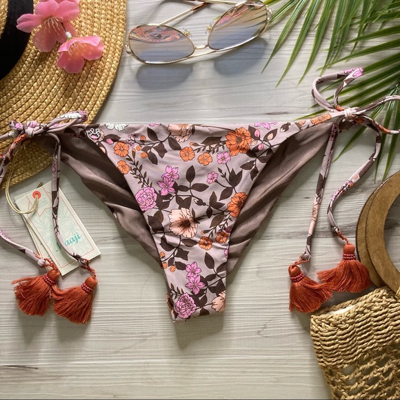 Maaji 🥥 Floral Reversible Cinched String Cheeky Classy Bikini Bottoms 🍹🌴 - Picture 1 of 16
